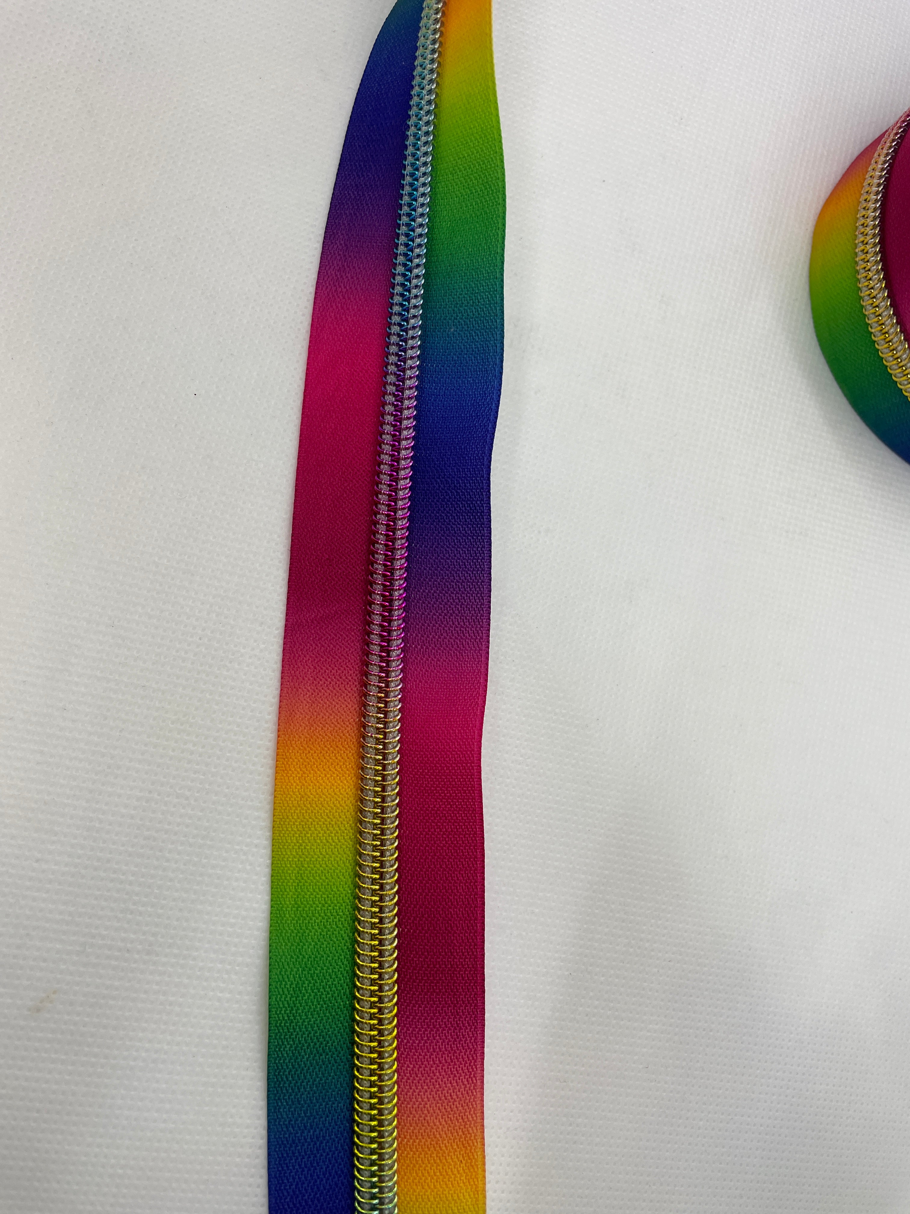 Ombré Rainbow #8 zipper tape