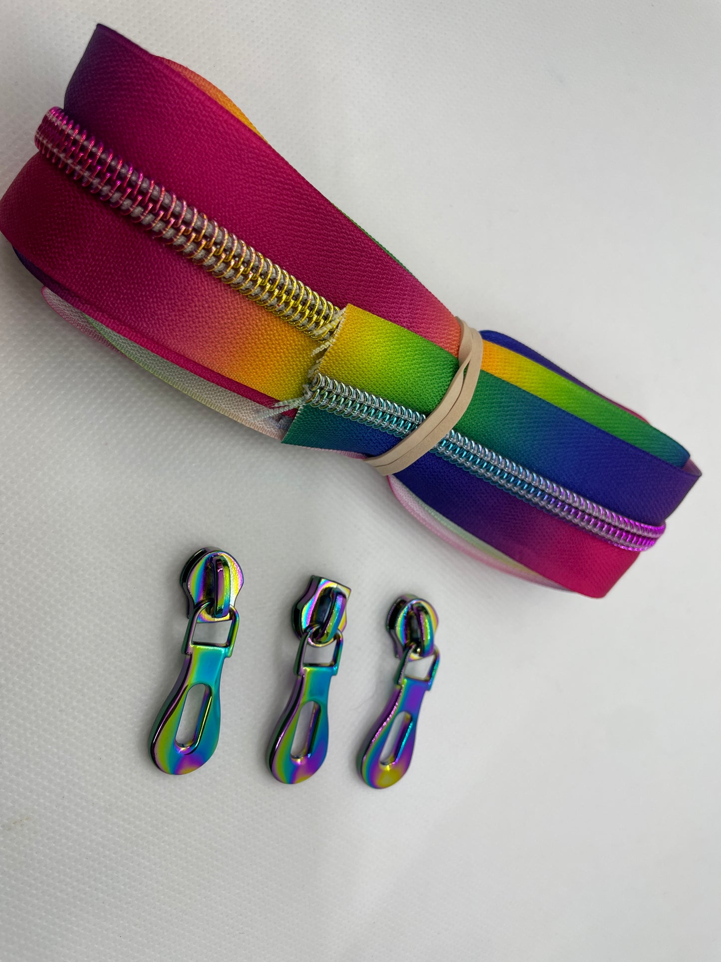 Ombré Rainbow #8 zipper tape